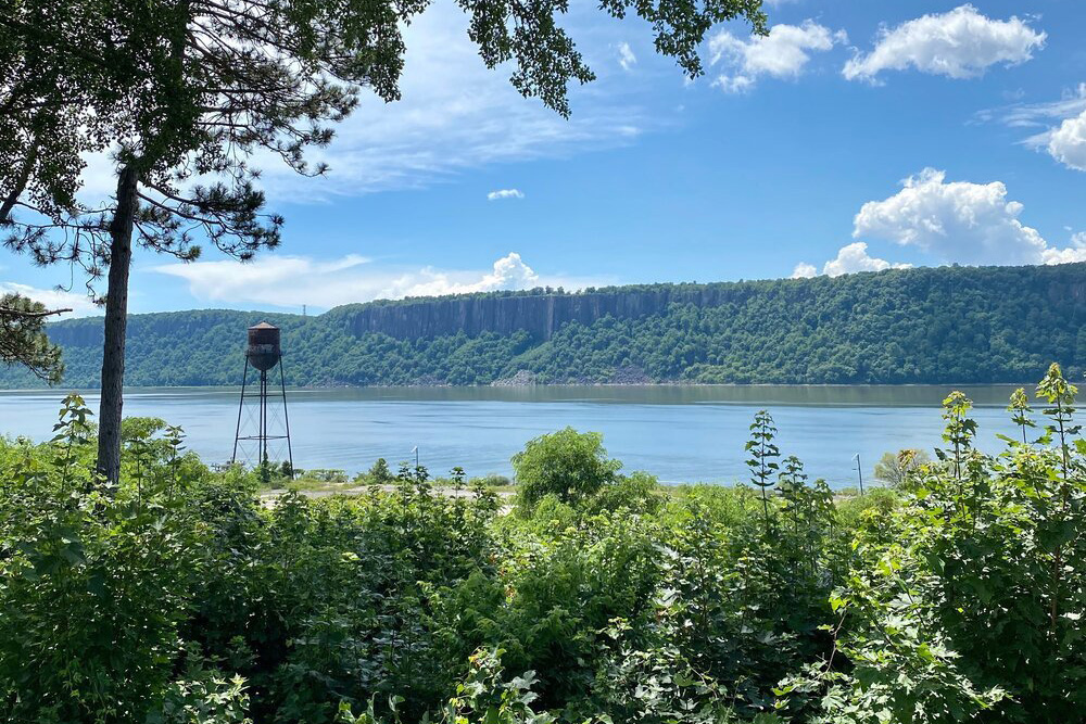 Hudson Valley by Train