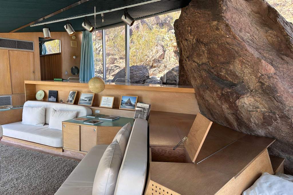 palm springs hotel korakia pensione