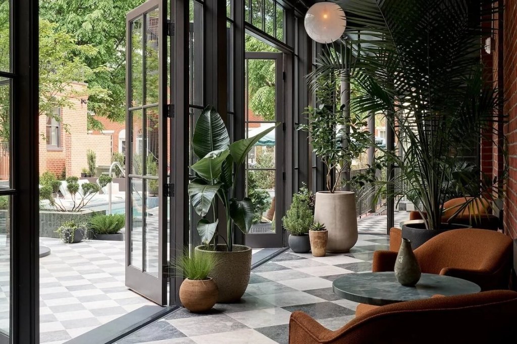 philadelphia travel arts-focused 