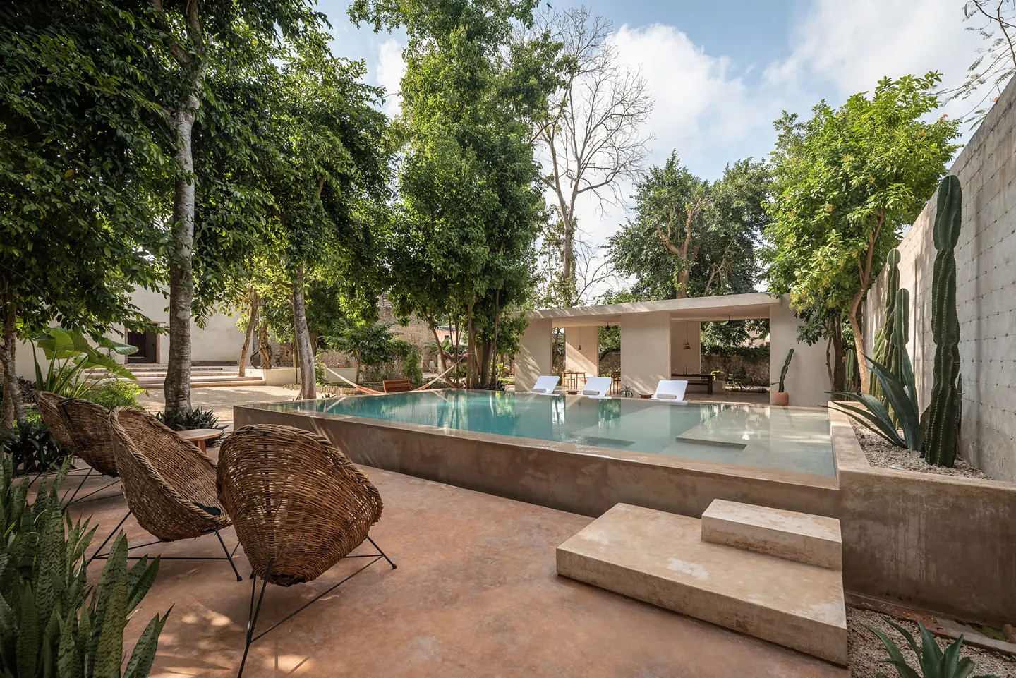 The Costa Meno: Mexico